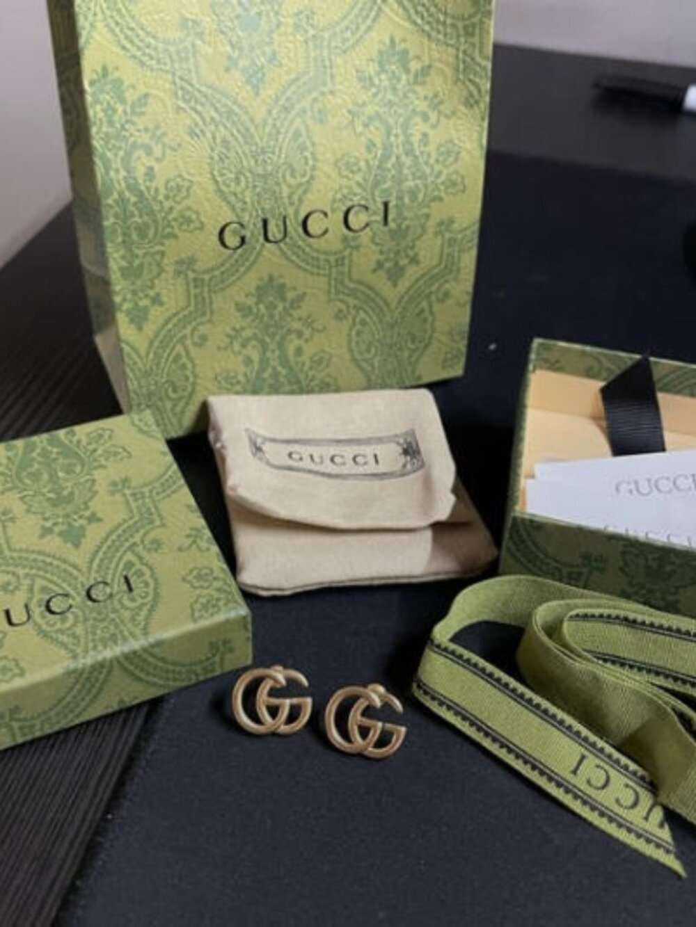 Gucci Gold GG Earrings - Picture 5 of 5